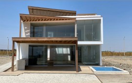 VENDO CASA EN PARACAS